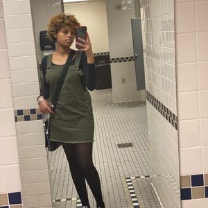 Meet your Posher, Andrea